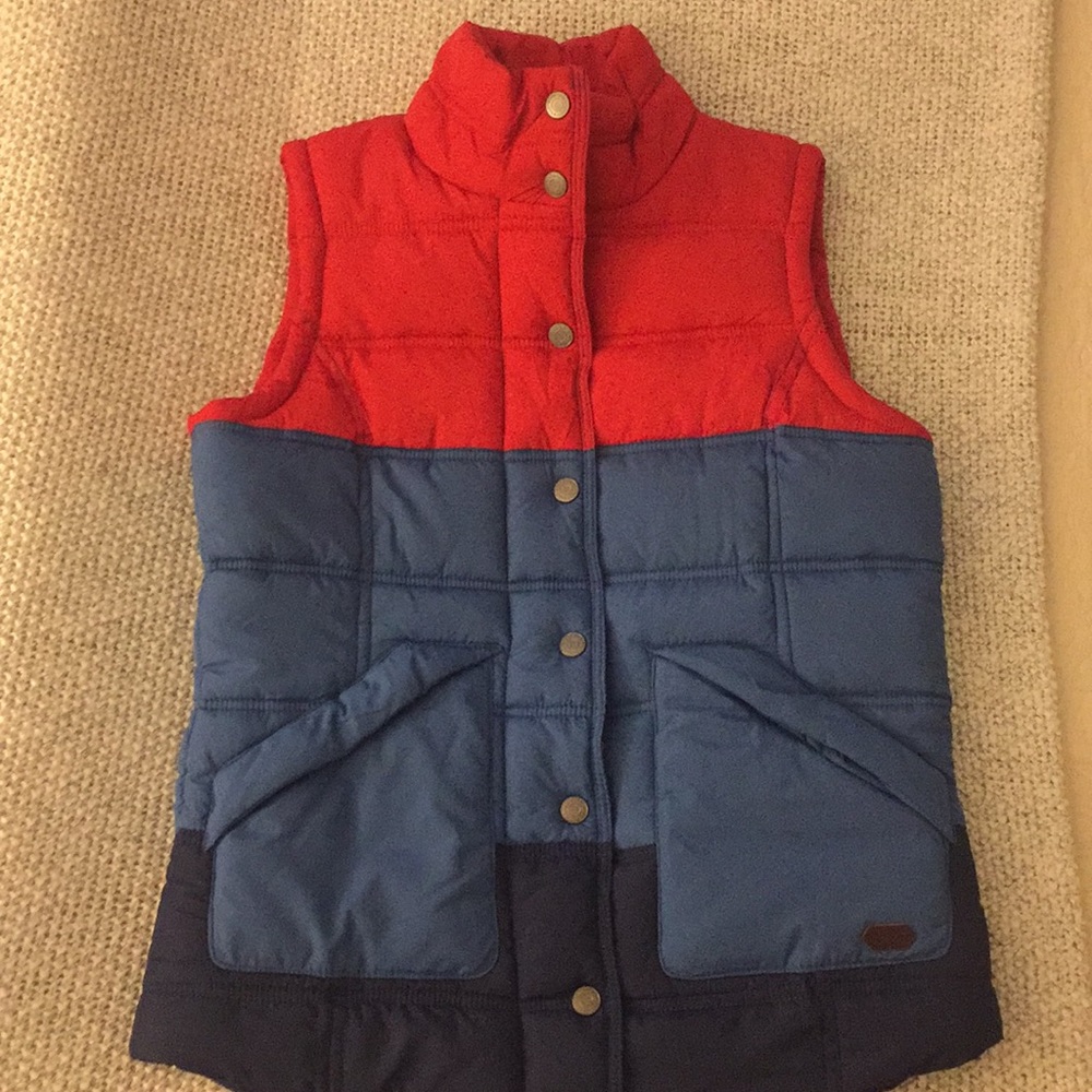 Roxy puffy vest